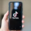 La Comisión Europea señala a TikTok por incorporar características adictivas en su aplicación móvil.