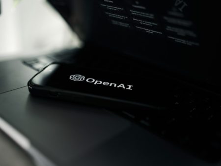 OpenAI desmantela su equipo responsable de garantizar el adecuado comportamiento de sus modelos de IA.