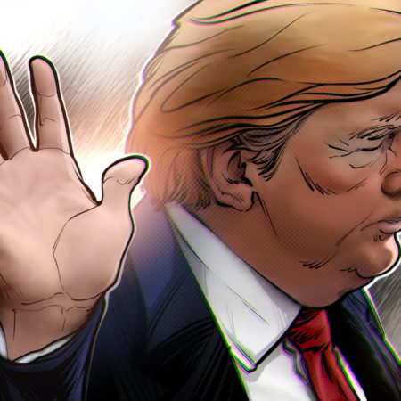 Trump niega saber sobre la inversión de 500 millones de dólares de un miembro de la realeza de Abu Dabi en WLFI